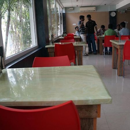 Lotels Hotel Chennai Exterior foto