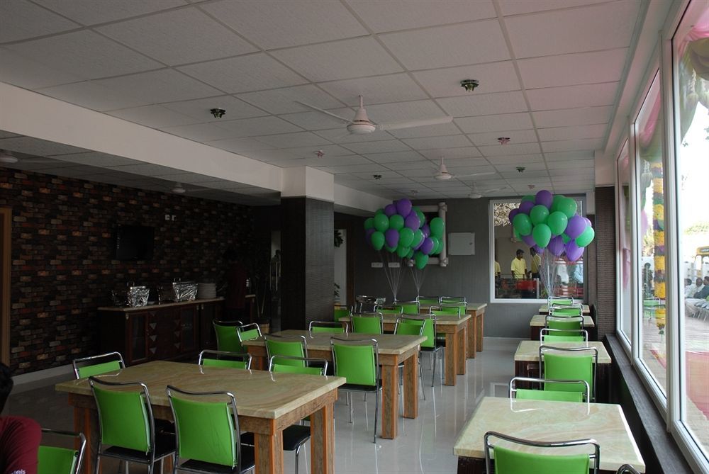 Lotels Hotel Chennai Exterior foto