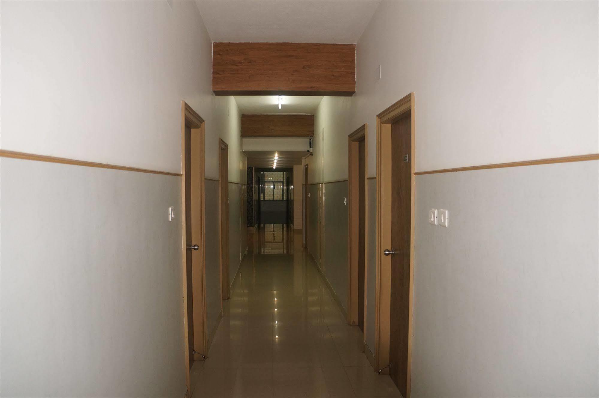 Lotels Hotel Chennai Exterior foto